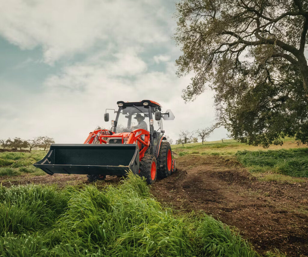 Kioti DK6020 with cab